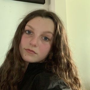 Meet your Posher, Jillian